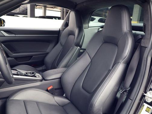 Jet Black Metallic 2023 Porsche 911 Targa 4