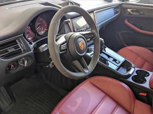 2023 Porsche Macan GTS