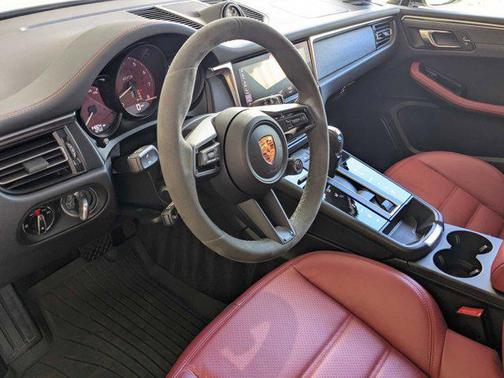 2023 Porsche Macan GTS