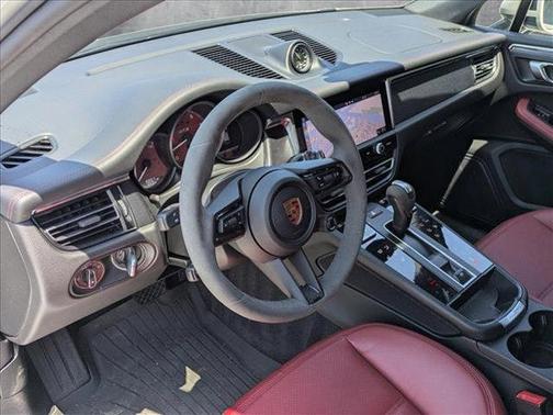 2023 Porsche Macan GTS