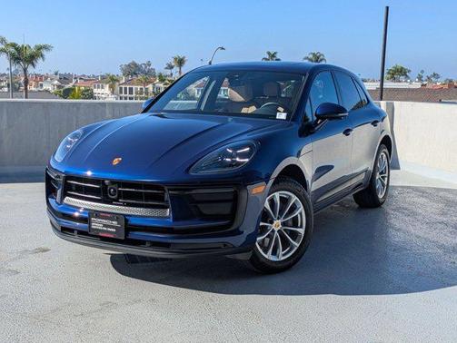 2024 Porsche Macan AWD