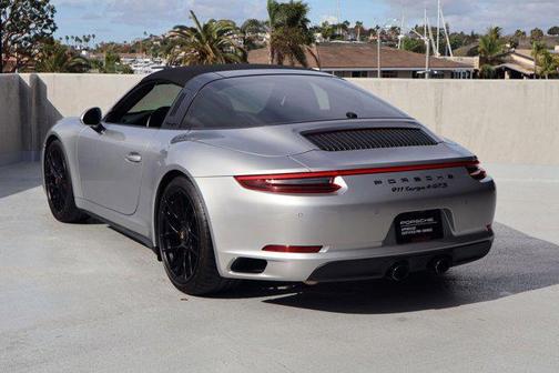 2017 Porsche 911 Targa 4 GTS