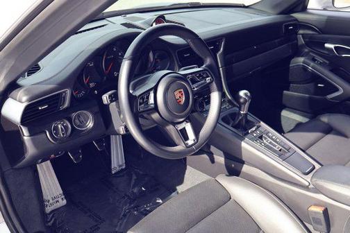 2017 Porsche 911 Targa 4 GTS