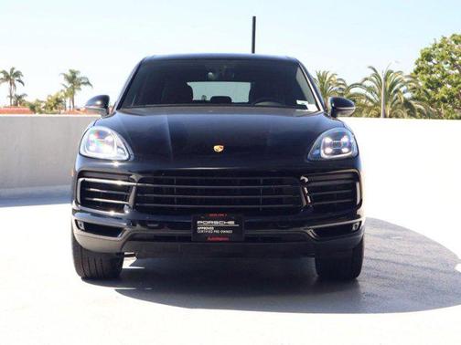 2022 Porsche Cayenne Platinum Edition