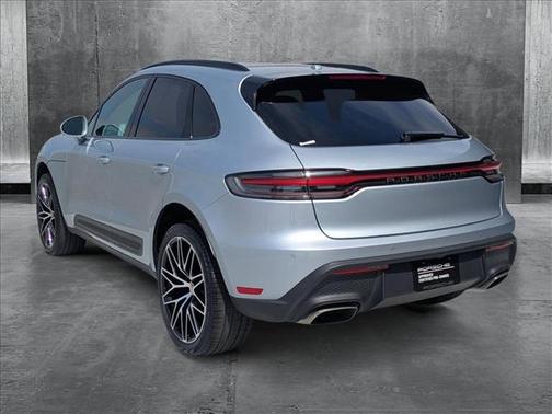2024 Porsche Macan Base