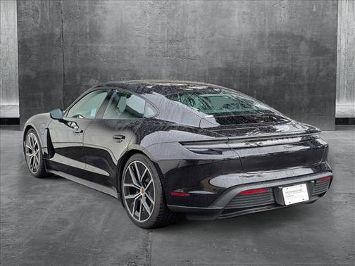 2025 Porsche Taycan RWD