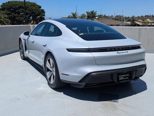 2022 Porsche Taycan 4S
