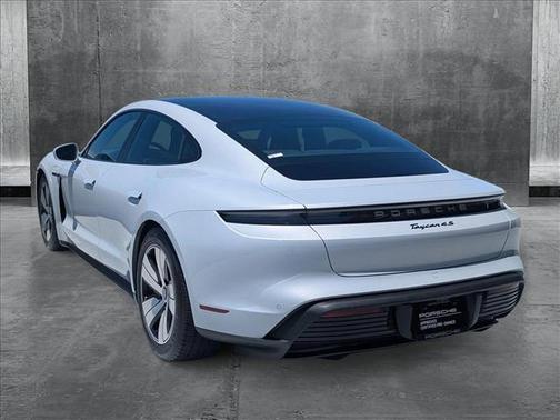2022 Porsche Taycan 4S