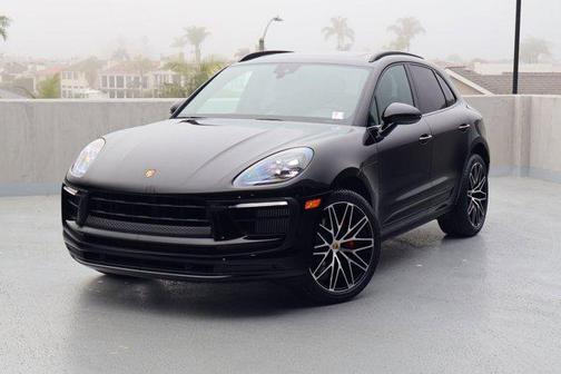 2022 Porsche Macan S