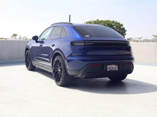 2025 Porsche Macan Electric