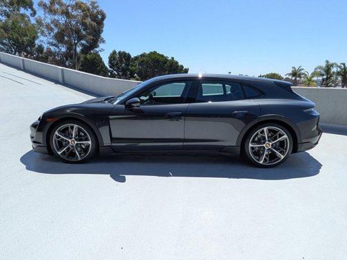 2022 Porsche Taycan 4