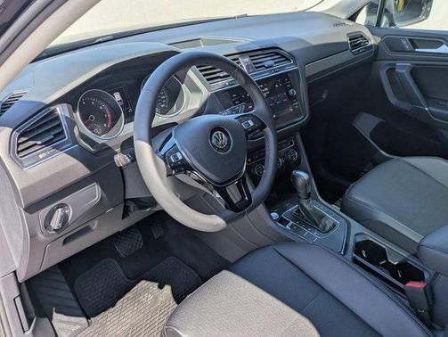 2020 Volkswagen Tiguan 2.0T SE