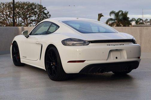 2025 Porsche 718 Cayman GTS 4.0