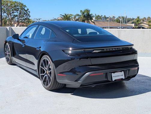 2026 Porsche Taycan 4
