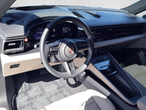 White 2025 Porsche Macan Macan Electric