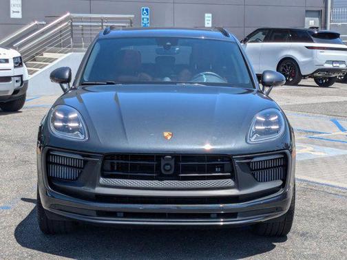 2023 Porsche Macan GTS