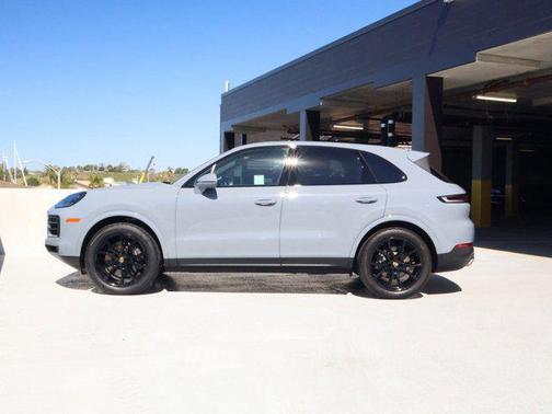 2024 Porsche Cayenne Cayenne