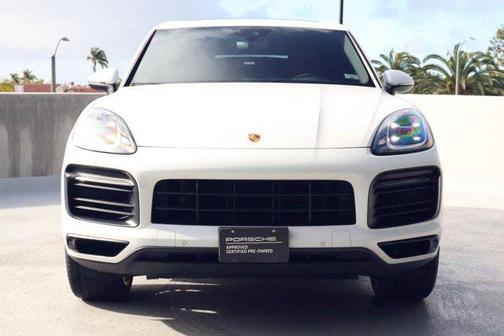 2023 Porsche Cayenne Platinum Edition