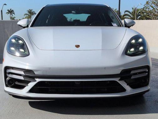 2023 Porsche Panamera Turbo S