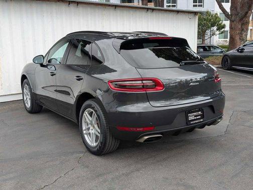 2018 Porsche Macan Base
