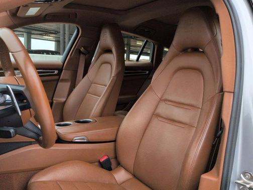 2022 Porsche Panamera 4S