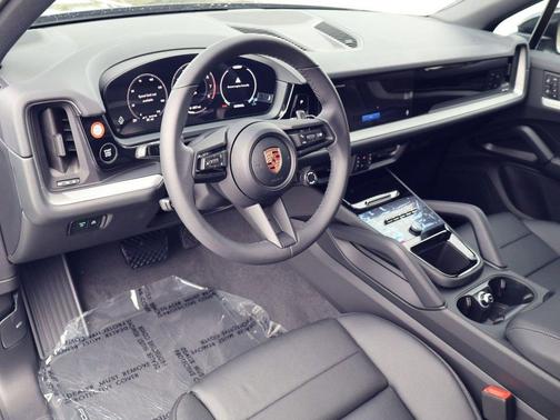 Chromite Black Metallic 2026 Porsche Cayenne Cayenne