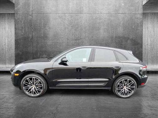 2024 Porsche Macan Base