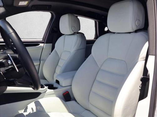 White 2024 Porsche Macan Macan GTS