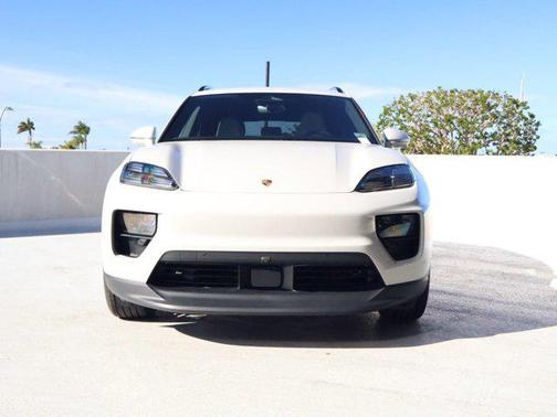 2026 Porsche Macan Electric