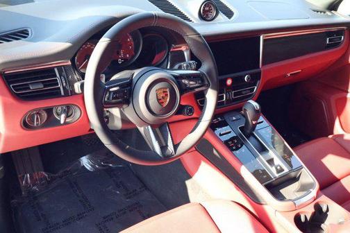 2026 Porsche Macan GTS