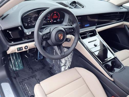 Lugano Blue 2026 Porsche Panamera RWD