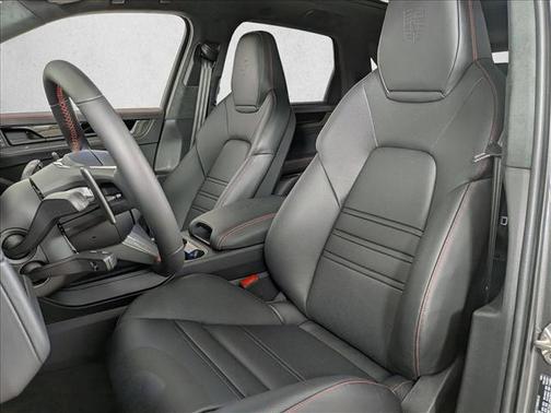 2026 Porsche Cayenne GTS