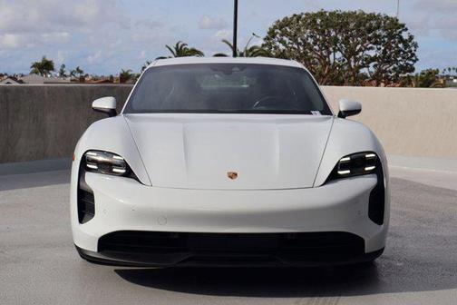 2022 Porsche Taycan RWD