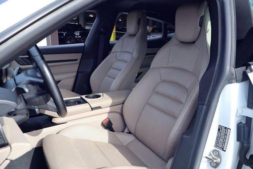 2022 Porsche Taycan RWD