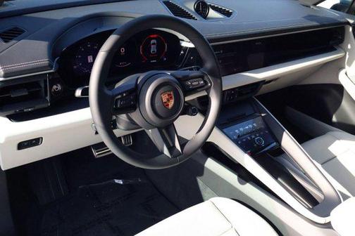 2025 Porsche Macan 4S