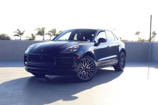 2025 Porsche Macan AWD