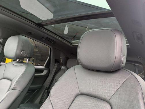 2024 Porsche Cayenne S