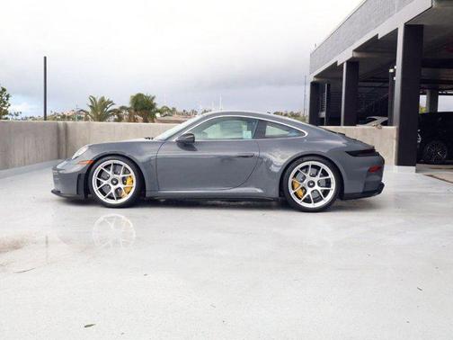 2026 Porsche 911 GT3 w/Touring Package
