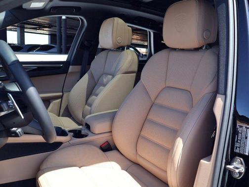Black 2026 Porsche Macan Macan