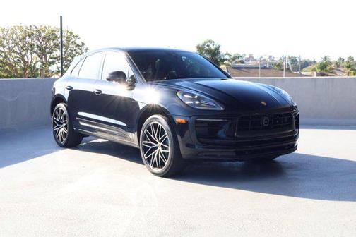 Black 2023 Porsche Macan Macan