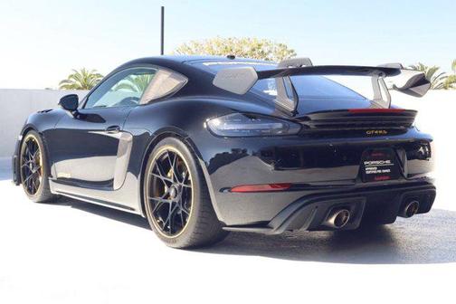 2025 Porsche 718 Cayman GT4 RS