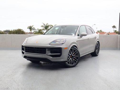 Chalk 2026 Porsche Cayenne S