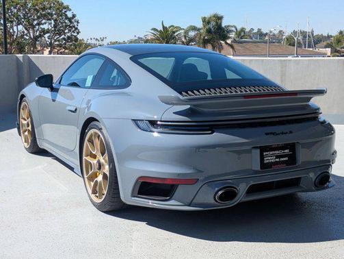 2024 Porsche 911 Turbo S