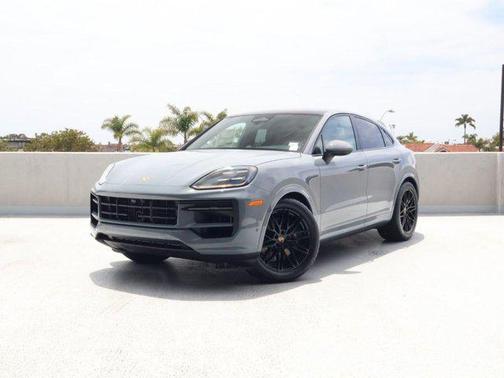 Arctic Grey 2026 Porsche Cayenne Cayenne