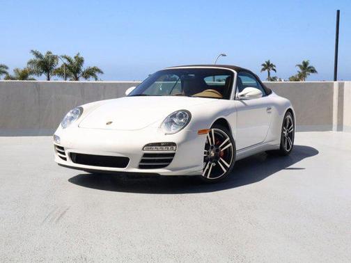 Carrara White 2012 Porsche 911 Carrera 4S Cabriolet