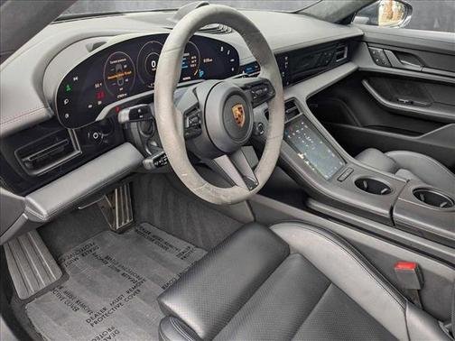 2022 Porsche Taycan GTS