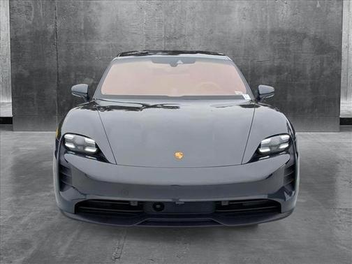 2022 Porsche Taycan GTS