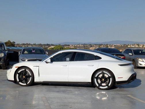 2024 Porsche Taycan Turbo S