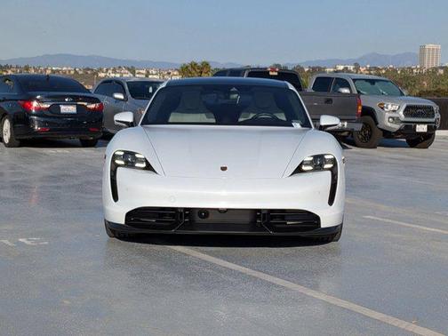 2024 Porsche Taycan Turbo S