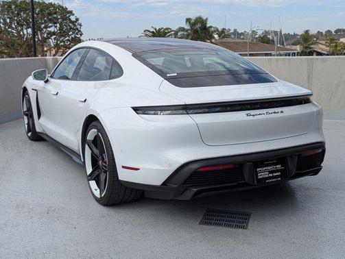 2024 Porsche Taycan Turbo S